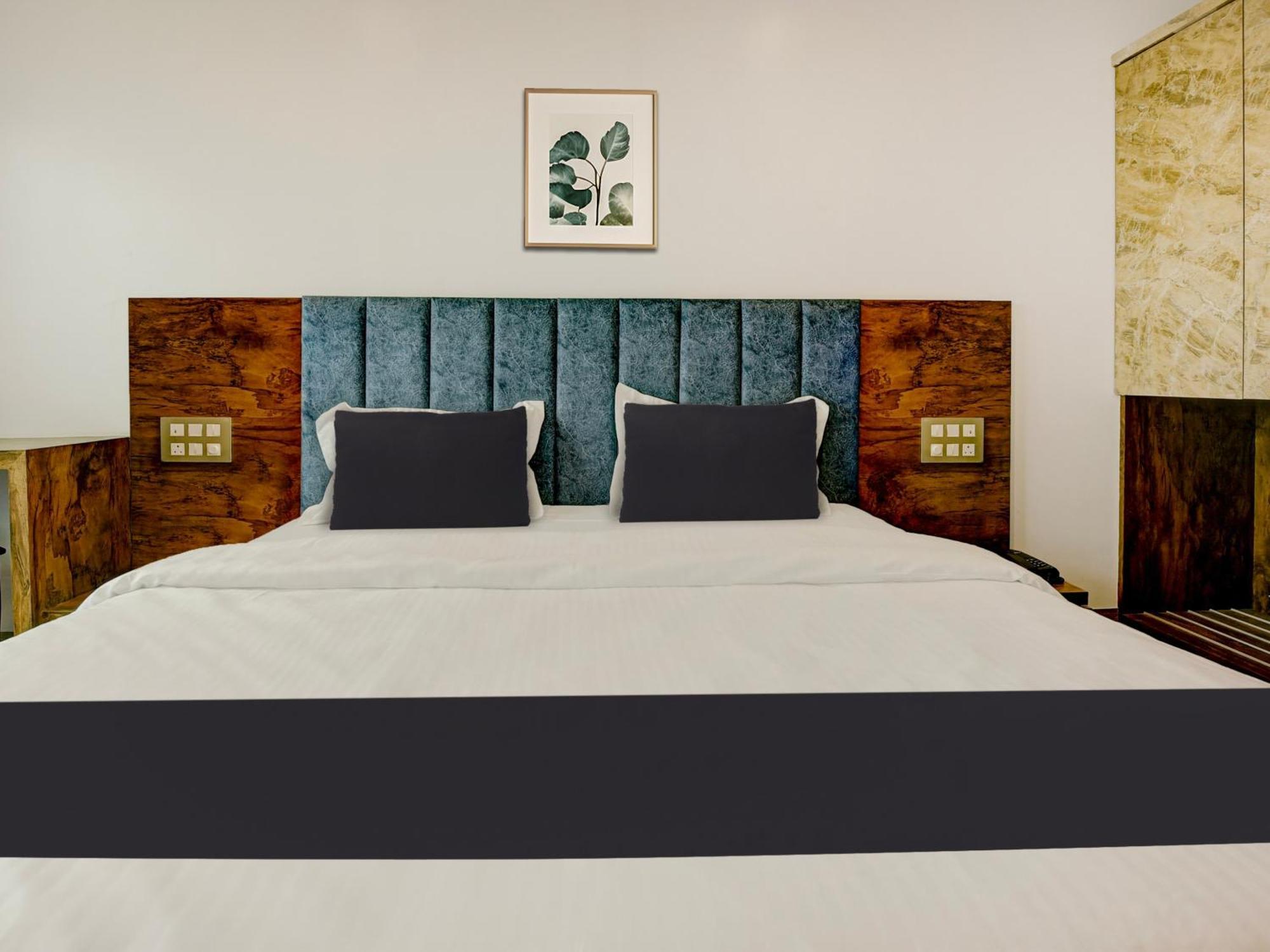 Townhouse Madgaon Hotel Raia Exterior photo
